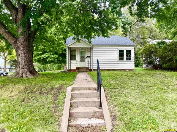 518 N 18th St, Nebraska City, NE 68410
