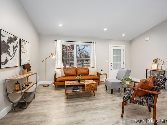 4th image of 2275 Shorrock St