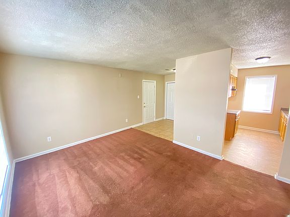 2nd image of 395 Brockwood Cv