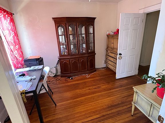 3rd image of 78 Haddon Street #1