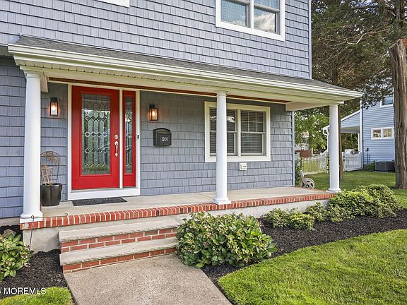 3rd image of 1201 Tuxedo Place