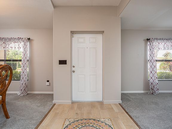 4th image of 213 Reading Ave