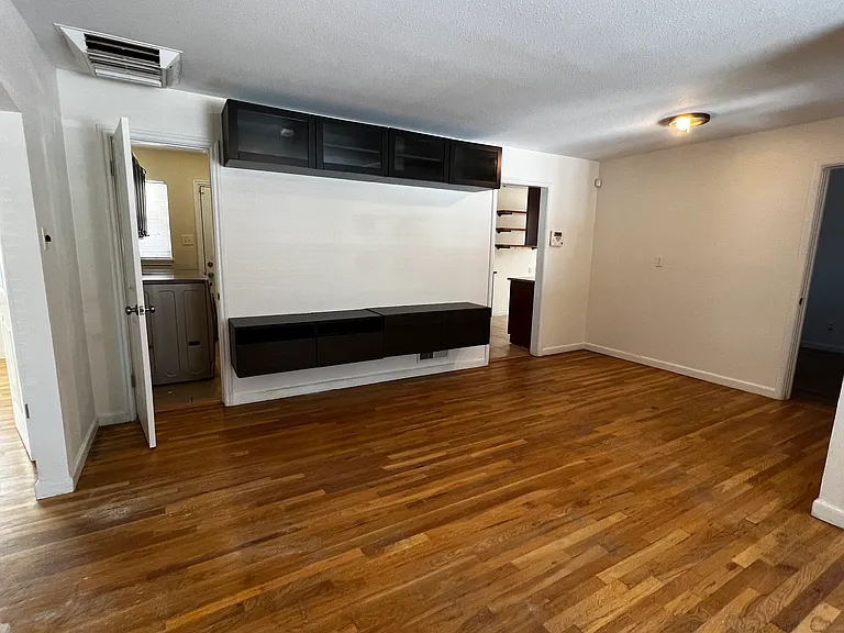 1272 Lansing St — Photo 7