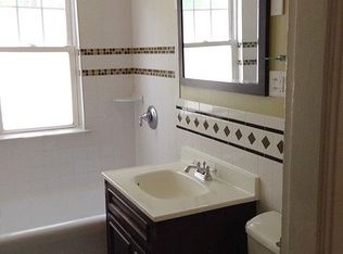 381 Lovell St, Worcester, MA 01602