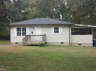 111 N 4th St, Sanford, NC 27330