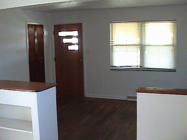 1st image of 3850 Lincoln Ave