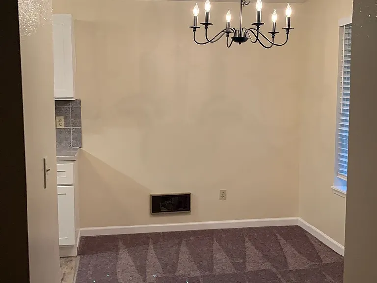 1690 NE Pleasant St #101 — Photo 6