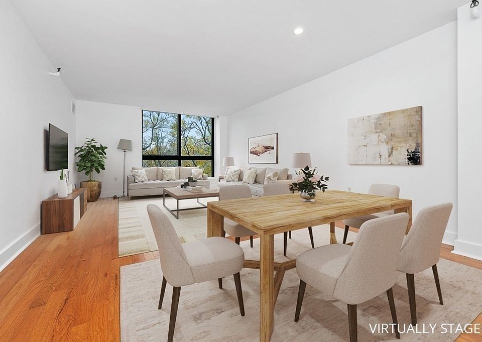 1st image of 42 8th St APT 1315