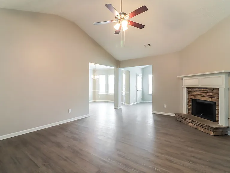 7030 Duncan Walk — Photo 5