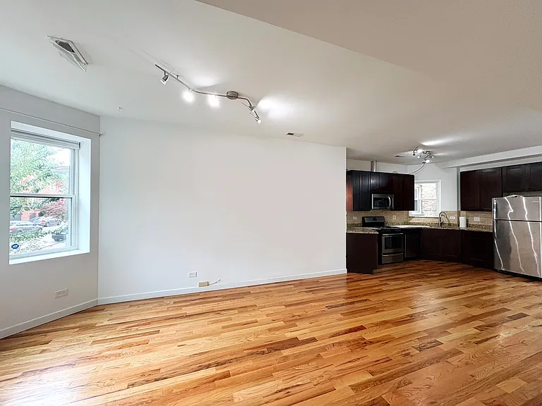 836 N Campbell Ave #1 — Photo 3