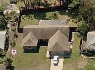 698 Brisbane St NE, Palm Bay, FL 32907