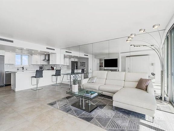 3rd image of 2505 S Ocean Blvd #7140