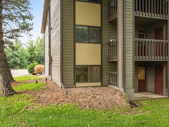 4th image of 925 Columbia Rd #716