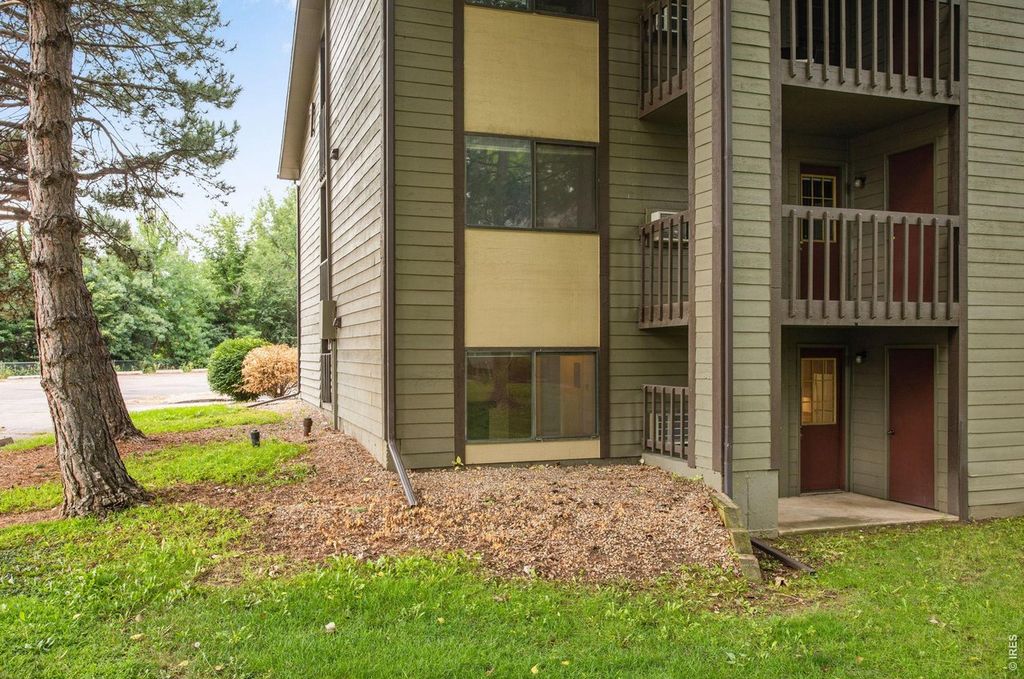 925 Columbia Rd #716