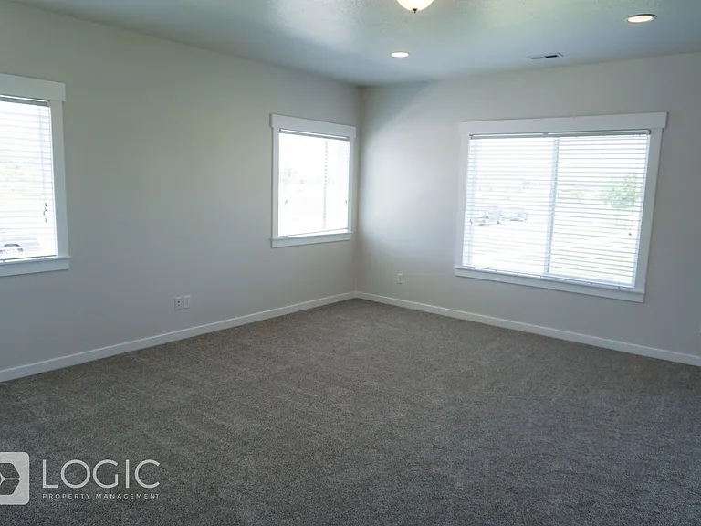 15180 S Gunpowder Ct — Photo 6