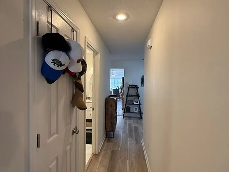707 Ames Dr — Photo 5