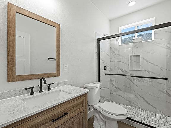 5th image of 3109 29th Ave #2