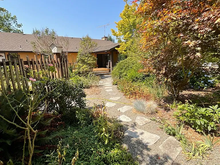 11246 Airpark Ln SE — Photo 9