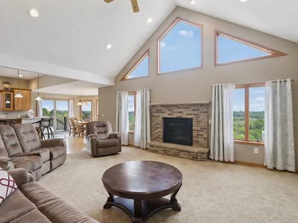 6784 Tartan Trail, Sun Prairie, WI 53590