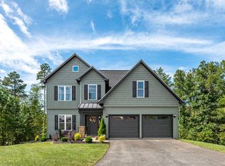 1358 Lochwood Hill Dr, Goode, VA 24556