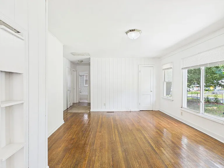 622 Fayette Ave — Photo 3