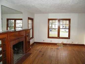 5th image of 1517 Lake Ave