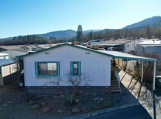 8401 Old Stage Rd, Central Point, OR 97502