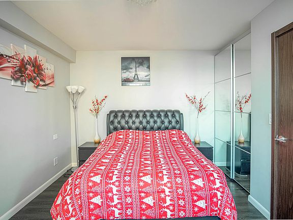 5th image of 2944 W 5th St APT 13M