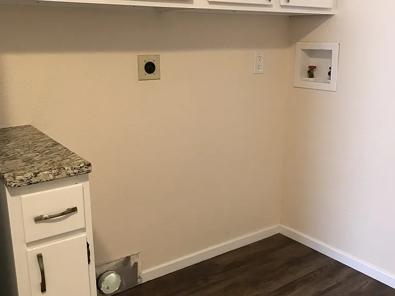 109 South Grant Street - 8 — Photo 9