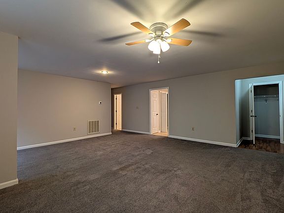 3rd image of 2235 Old Hamilton Pl APT 300A