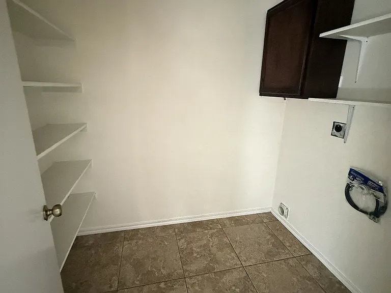 3313 Baldwin Park — Photo 5