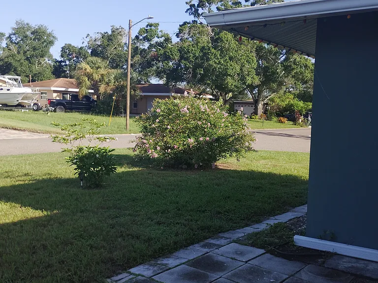 1751 Kenilworth Dr — Photo 22