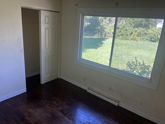 4th image of 2525 Larry Tim Dr