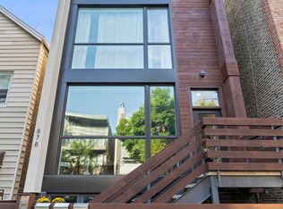 878 N Marshfield Ave #1, Chicago, IL 60622