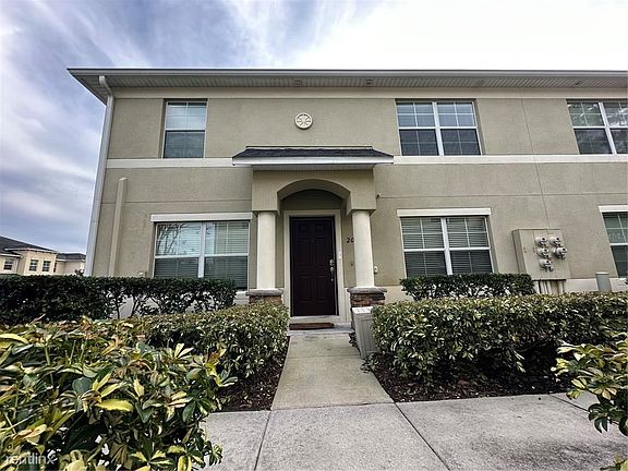 2nd image of 208R Carina Cir
