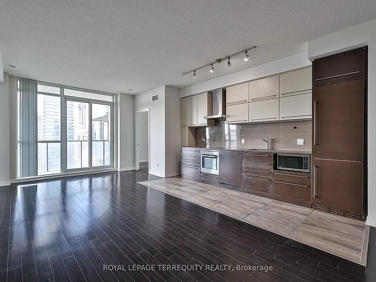 770 Bay St #2412 — Photo 11