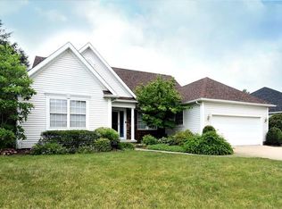 339 Lake Pointe Dr, Akron, OH 44333