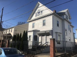 181 Reynolds Ave APT 1, Providence, RI 02905