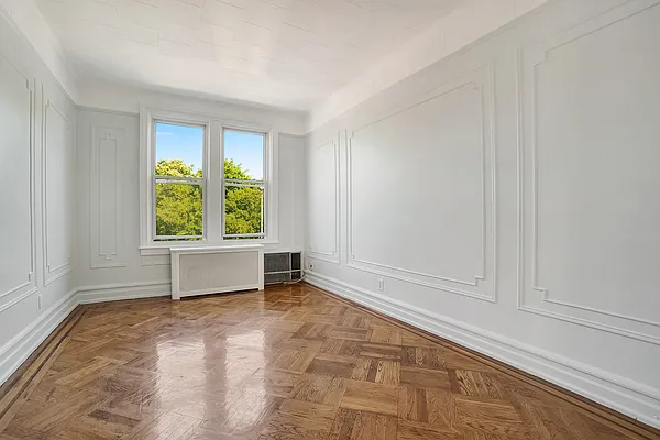 Rented by Bond New York | media 7