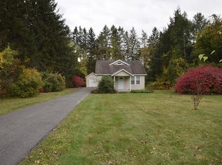 652 Springfield St, Wilbraham, MA 01095