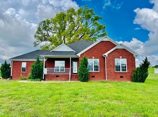 6 Remington Dr, Fayetteville, TN 37334