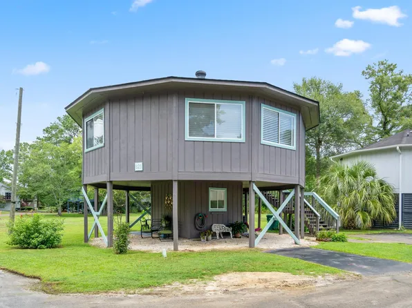 625 Tall Oaks Ln., Myrtle Beach, SC 29588