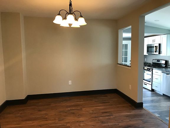 Spacious semi-formal dining room