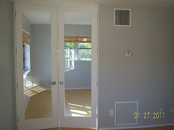 5th image of 455 NE 16th Ave APT 7