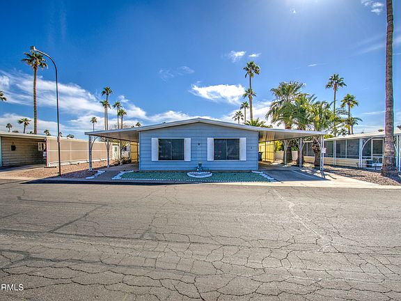 2nd image of 3104 E BROADWAY Road #4