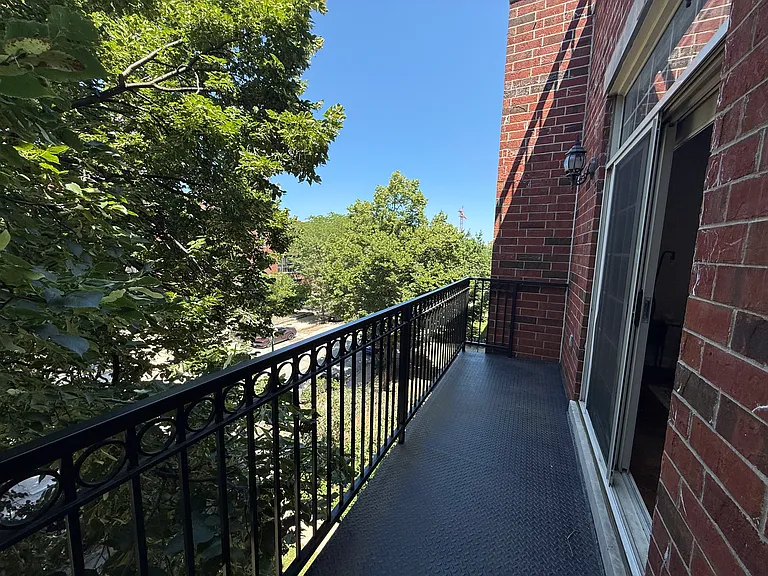 1329 W Loyola Ave #3C — Photo 16