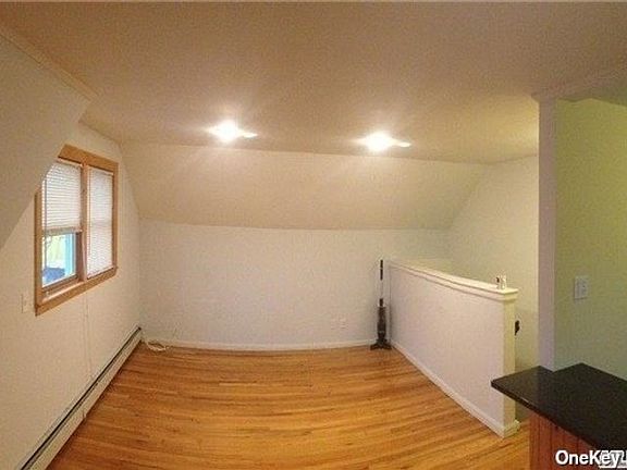 3rd image of 458 W Market St