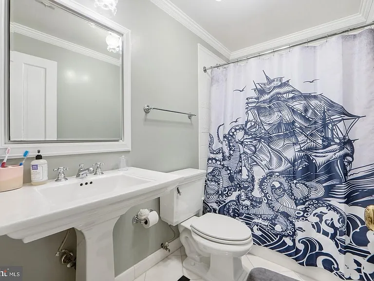 949 S St NW — Photo 29