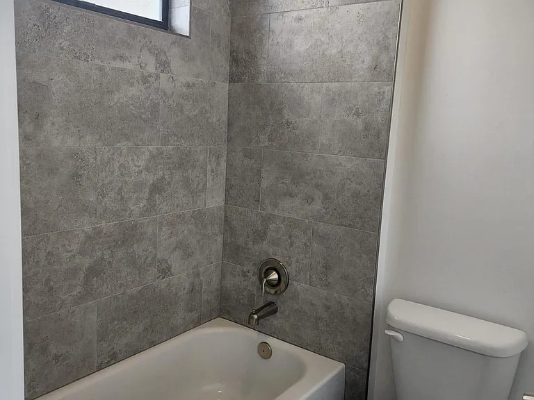 517 L A Kirksey St — Photo 5