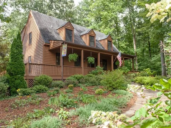 411 Grace Way, Green Mountain, NC 28740